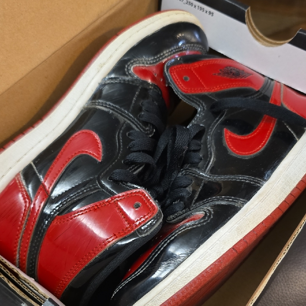 Jordan Kids Shoes - Black and Red